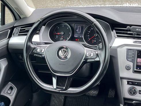 Volkswagen passat b8 2017 белый - фото 21