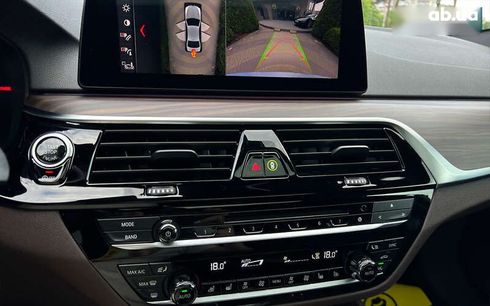 BMW 5 серия 2018 - фото 24
