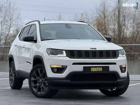 Jeep Compass 2021 - фото 7