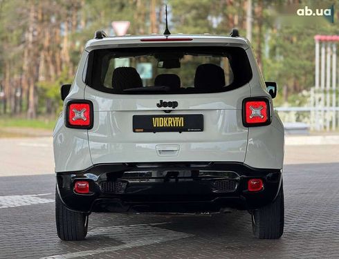 Jeep Renegade 2020 - фото 12