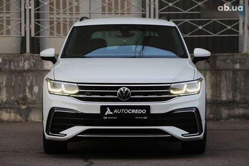 Volkswagen Tiguan 2021 - фото 2