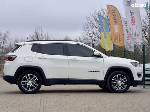 Jeep Compass 2018 - фото 16