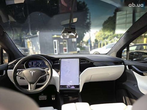 Tesla Model X 2019 - фото 9