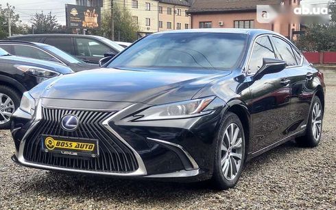 Lexus ES 2019 - фото 3