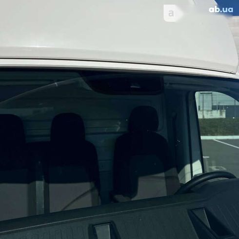 Volkswagen Crafter 2019 - фото 11