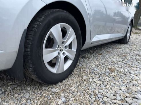 Skoda Superb 2019 - фото 8