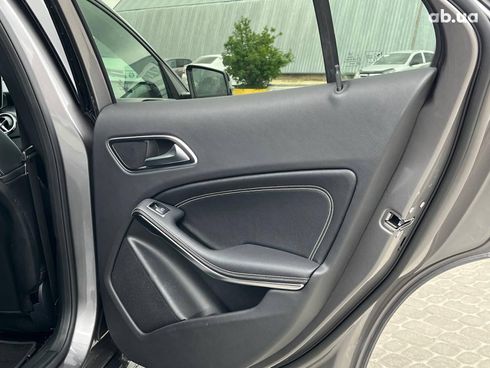 Mercedes-Benz GLA-Класс 2019 серый - фото 36