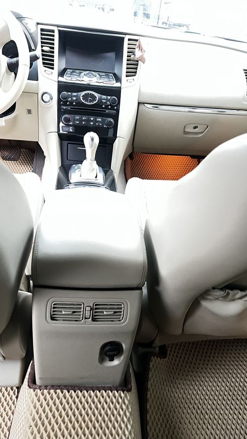 Infiniti QX70 2016 черный - фото 9