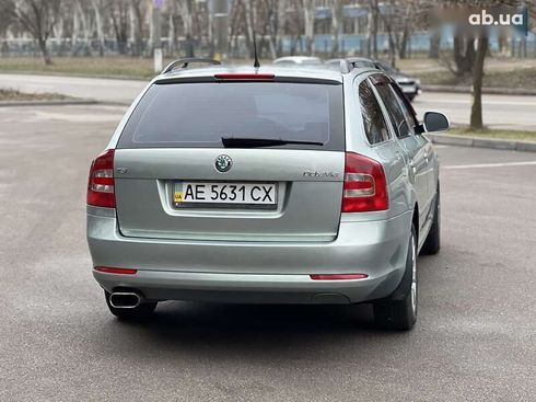 Skoda Octavia 2011 - фото 29