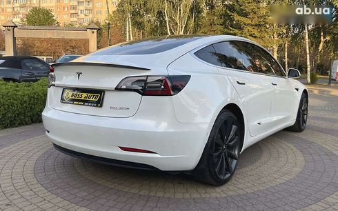 Tesla Model 3 2019 - фото 7