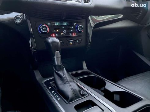 Ford Escape 2017 - фото 24