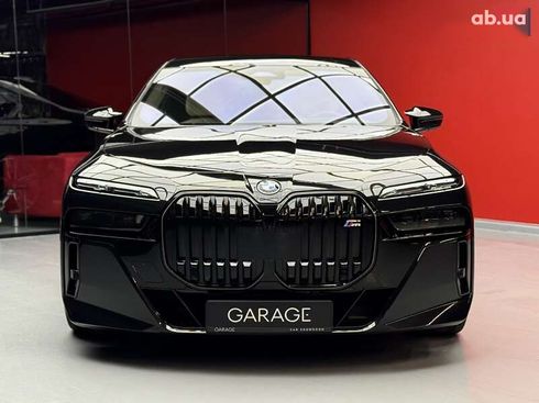 BMW 7 серия 2023 - фото 2