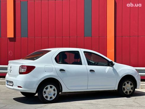 Renault Logan 2016 - фото 6