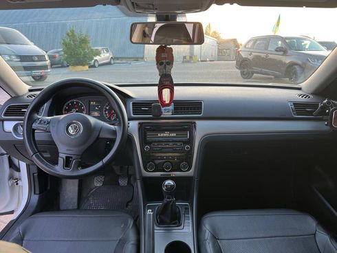 Volkswagen passat b7 2015 белый - фото 29