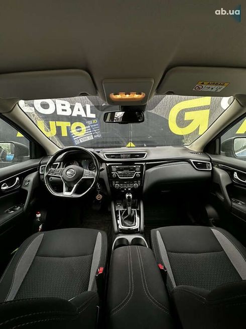 Nissan Qashqai 2017 - фото 12