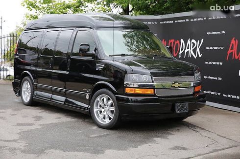 Chevrolet Express 2010 - фото 2