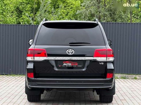 Toyota Land Cruiser 2019 - фото 5