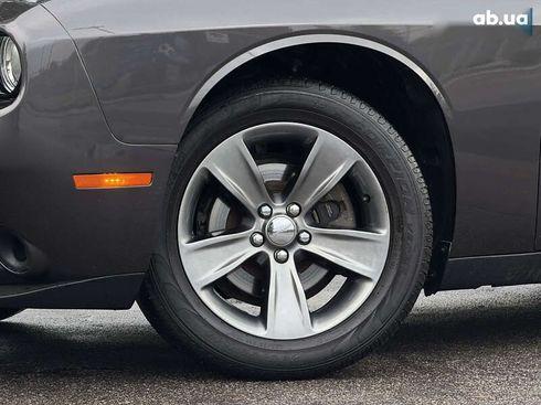 Dodge Challenger 2020 - фото 5