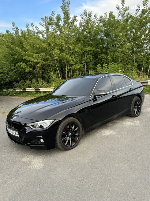 BMW 3 серия 2017 черный - фото 18