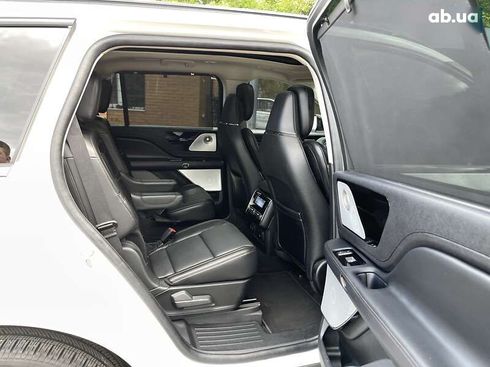 Lincoln Aviator 2022 - фото 26