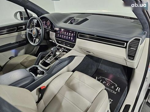 Porsche Cayenne 2022 - фото 18