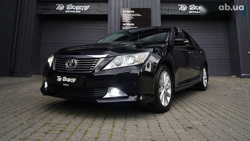 Toyota Camry 2012 - фото 11