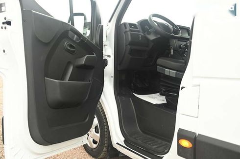 Renault Master 2020 - фото 18