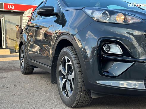 Kia Sportage 2019 серый - фото 12