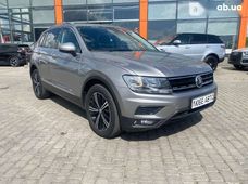 Купити Volkswagen Tiguan 2019 бу у Львові - купити на Автобазарі
