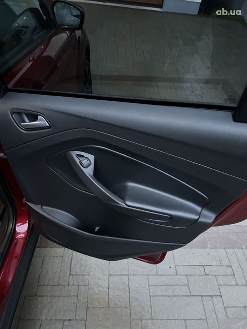 Ford Escape 2017 вишневый - фото 6