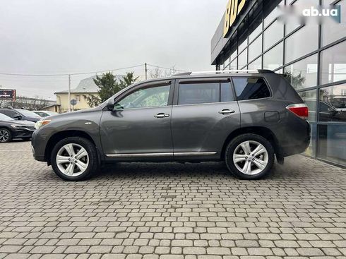 Toyota Highlander 2011 - фото 4