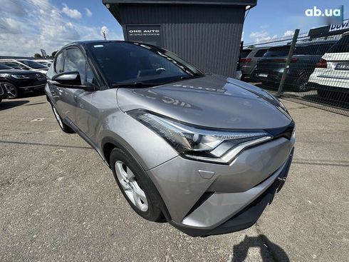 Toyota C-HR 2017 - фото 4