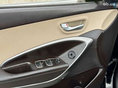 Hyundai Santa Fe 2013 - фото 30