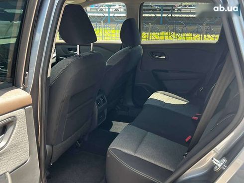 Nissan Rogue 2021 - фото 17