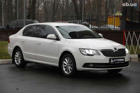Skoda Superb 2013 - фото 3