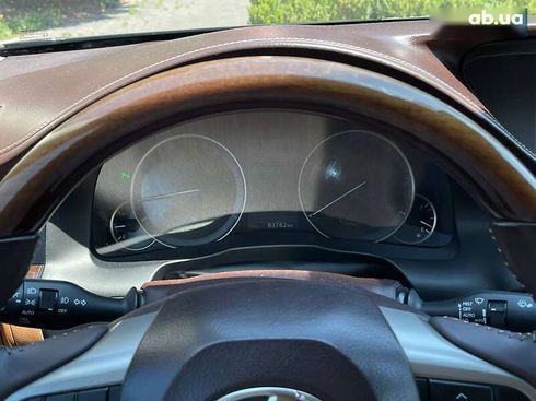 Lexus ES 2016 - фото 15