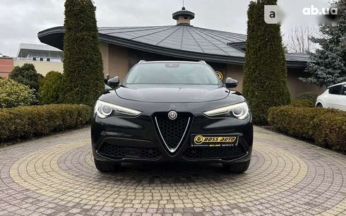 Alfa Romeo Stelvio 2017 - фото 2
