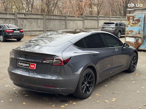 Tesla Model 3 2022 серый - фото 10