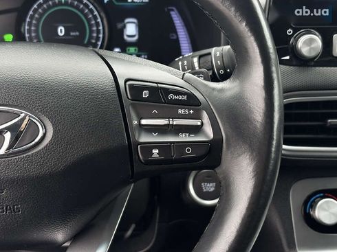 Hyundai Kona Electric 2021 - фото 23