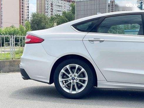 Ford Fusion 2018 - фото 14