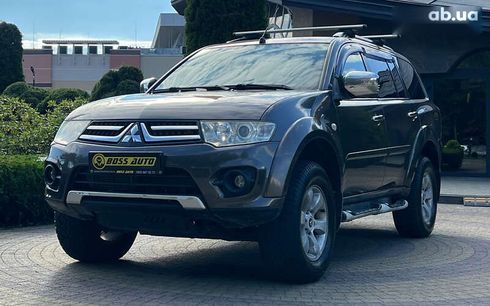 Mitsubishi Pajero 2013 - фото 3