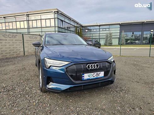 Audi E-Tron 2020 - фото 9