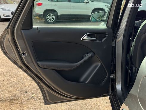Mercedes-Benz B-Класс 2017 серый - фото 37