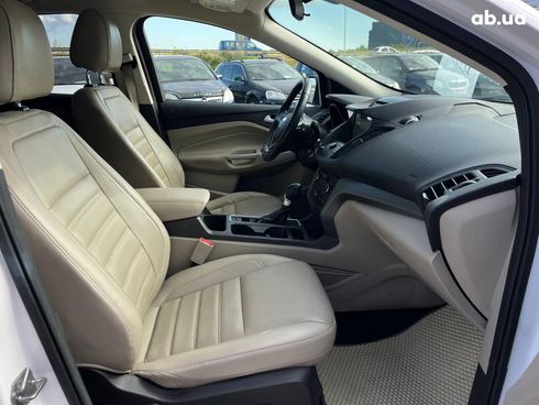 Ford Escape 2016 белый - фото 22