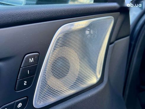 Volvo XC60 2019 - фото 18