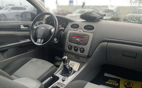 Ford Focus 2011 - фото 18