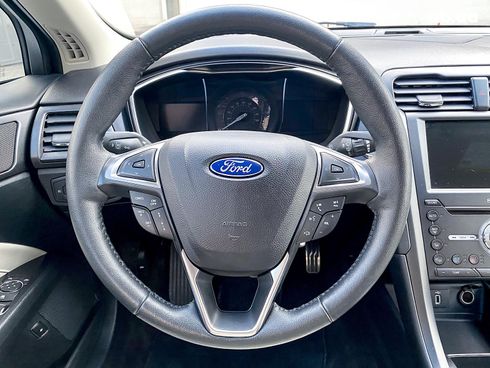 Ford Fusion 2017 белый - фото 26