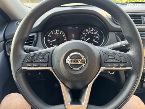 Nissan Rogue 2019 серебристый - фото 8