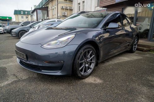 Tesla Model 3 2021 - фото 3