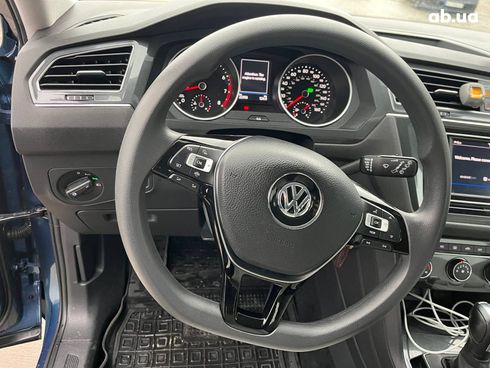 Volkswagen Tiguan 2019 синий - фото 22